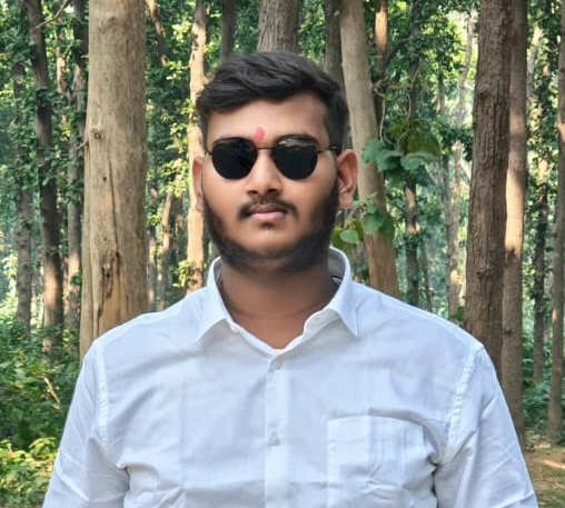 Suryansh Sharma – Director, RK Tour & Travels Gorakhpur